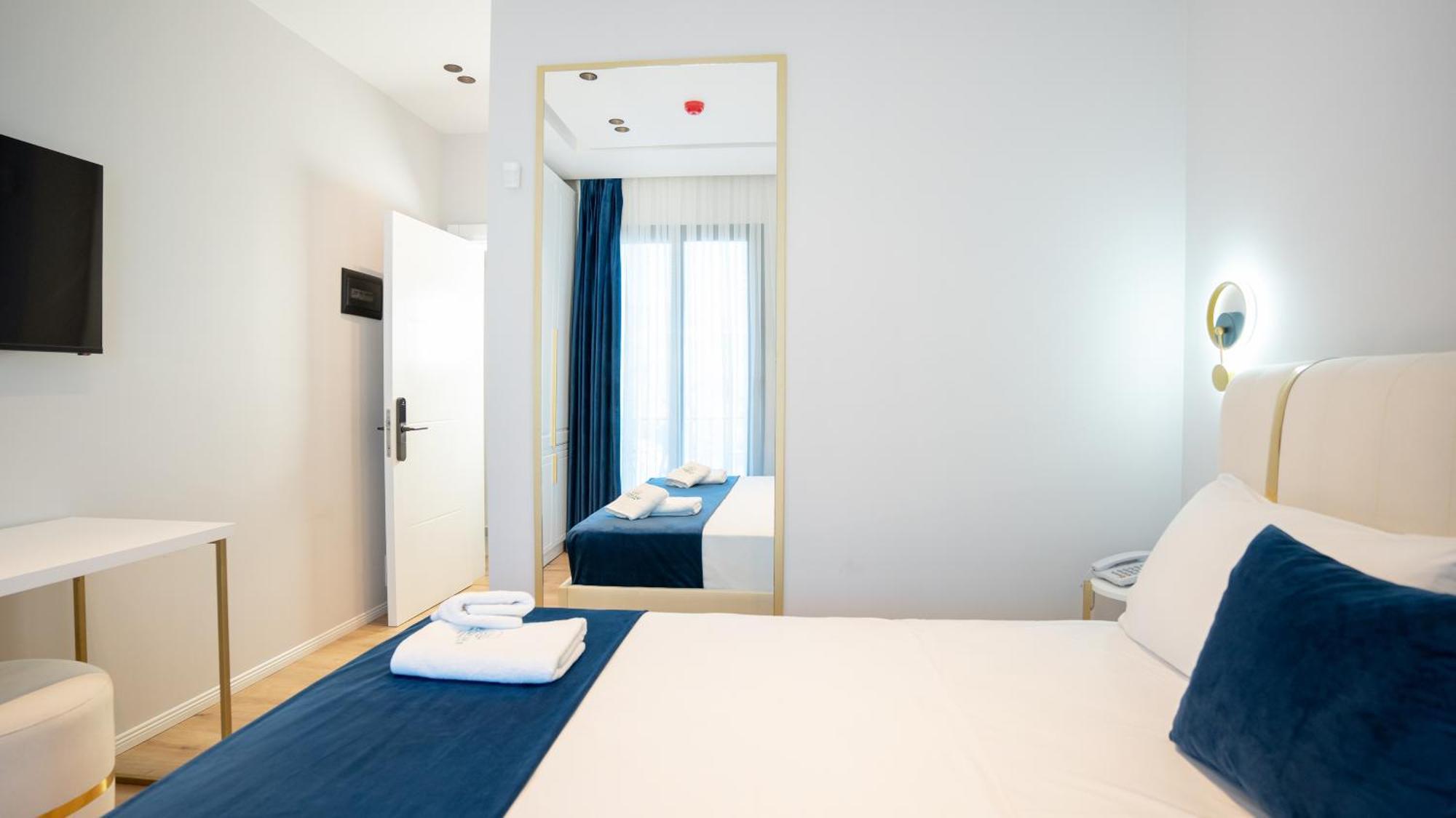 Sea Queen Luxury Hotel Radhime Exterior photo