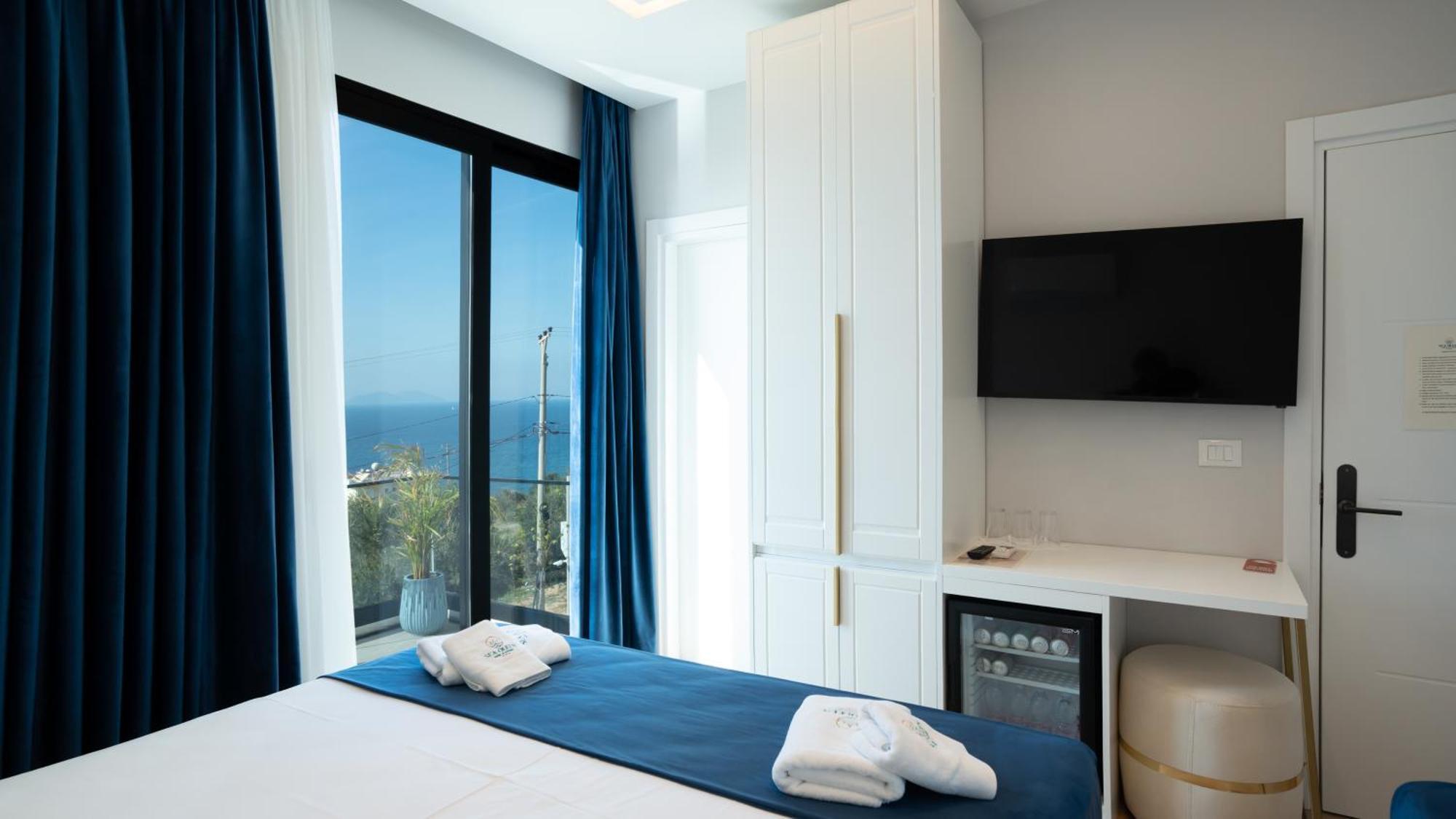Sea Queen Luxury Hotel Radhime Exterior photo